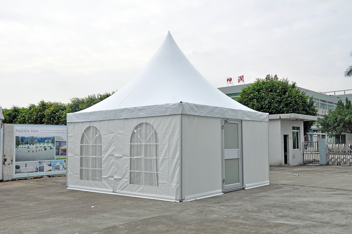 5x5m 20 seater b line tent with lining glass door for sale in Kenya 